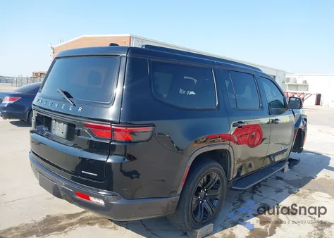 2022 Jeep Wagoneer Series Iii 4X2 из США, поврежденный, VIN 1C4SJUDT8NS207099